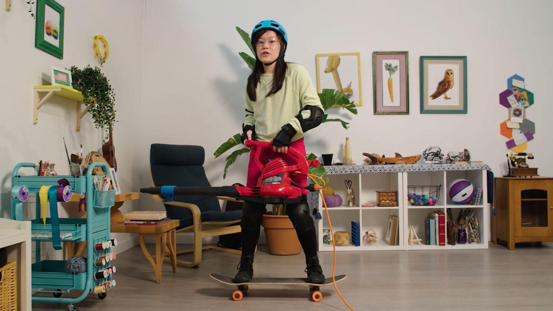 Join host Katie and guest, Bennett, as they tell each other jokes with balloon rockets!